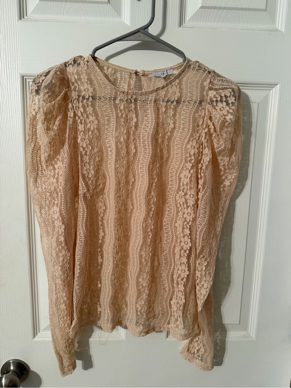 iris Cream/Tan Lace Long-Sleeve Blouse